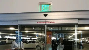 Señal de salida para estacionamientos